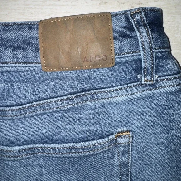 Aeropostale Slim Short Denim Shorts Mens 36 Blue Distressed Frayed Hem Bermuda - Picture 11 of 11